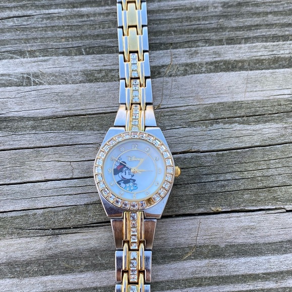 Disney Minnie Mouse watch stainless steel crystal embellished fits up to 7.25” - Picture 10 of 12